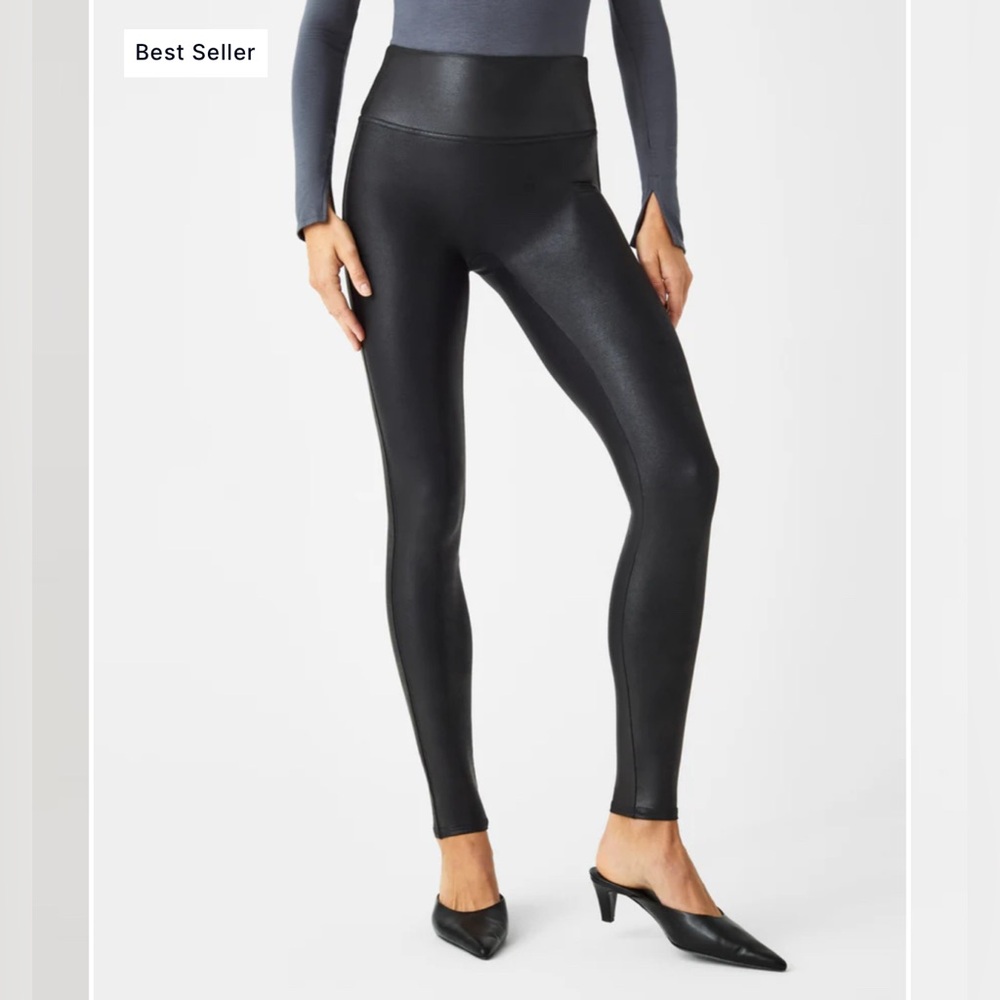 ✨ NWT ✨ SPANX Faux Leather Leggings Size Large